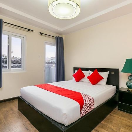 Oyo 438 Small Bay Hotel 胡志明市 外观 照片