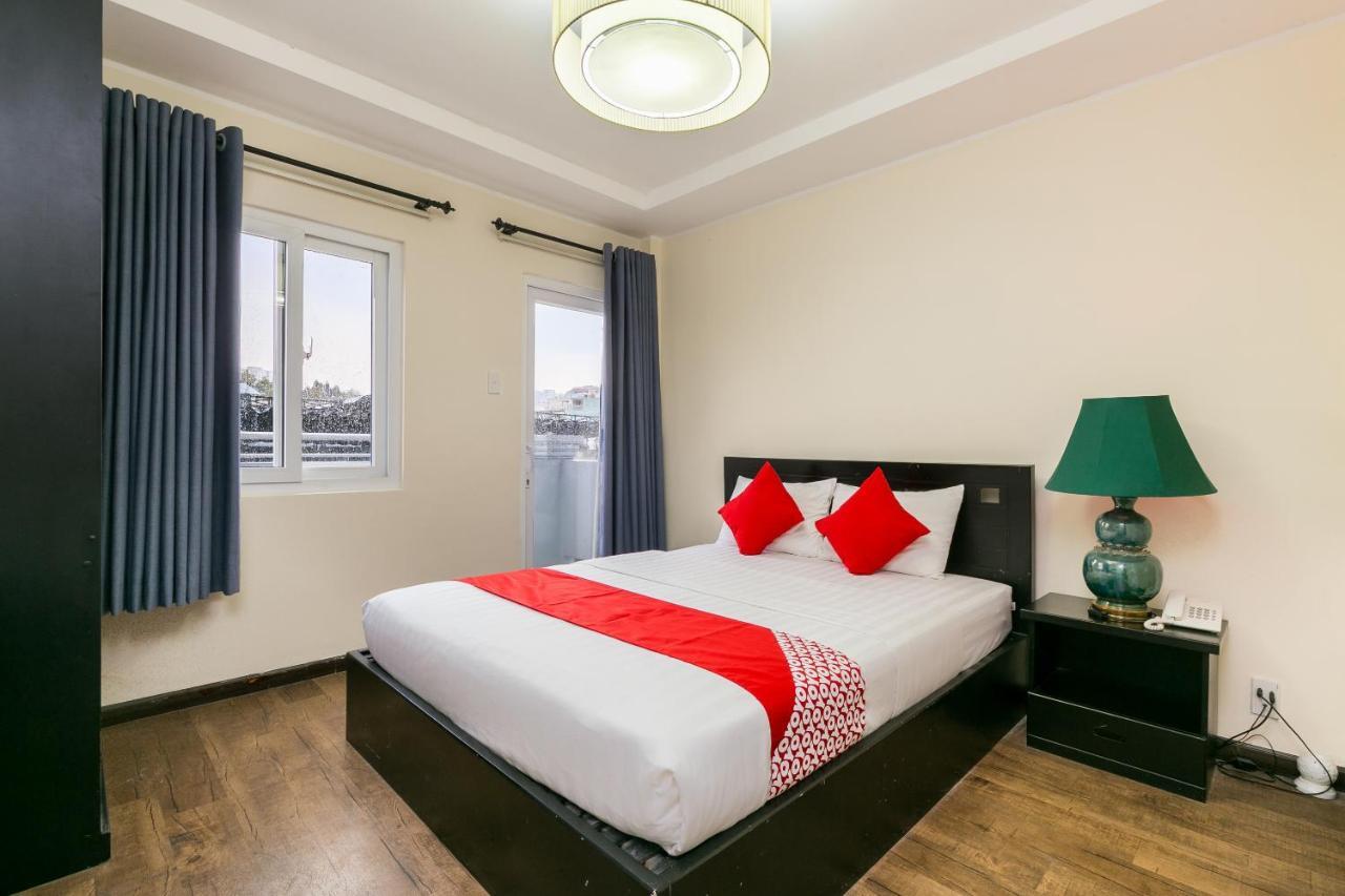 Oyo 438 Small Bay Hotel 胡志明市 外观 照片