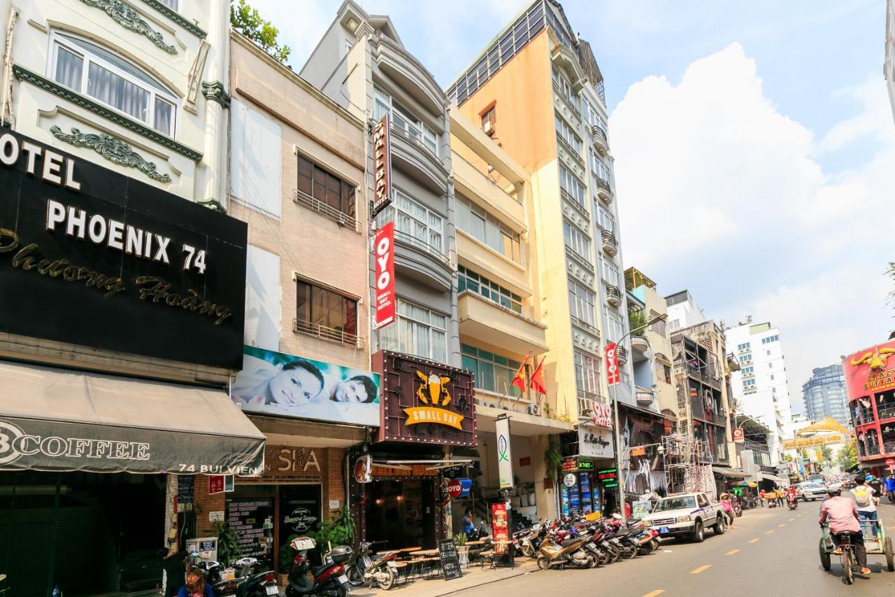 Oyo 438 Small Bay Hotel 胡志明市 外观 照片